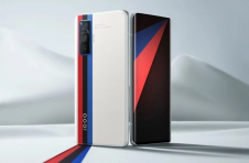 Vivo iQoo 5和iQoo 5 Pro智能手机亮相