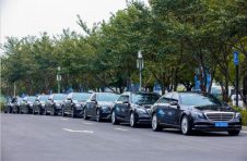 耀出行成为2020新经济领航人物峰会出行合作伙伴
