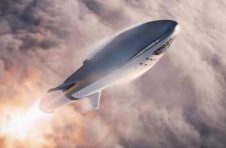 SpaceX完成星际飞船原型静态点火测试 首次搭载三引擎