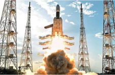 印度将于今年底集中发射一批卫星并进行新型火箭首发试验 印度将于今年底集中发射一批卫星并进行新型火箭首发试验