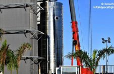 SpaceX星际飞船原型SN8准备高空测试，再造两艘备用