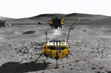 嫦娥五号组合体成功分离 将择机实施月面软着陆