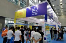 无人零售五谷杂粮机技术水平分析，首推正心智能五谷豆浆自动售卖机