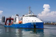 中国海洋石油勘探开发进入“超深水时代” 中国海洋石油勘探开发进入“超深水时代”