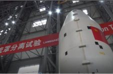 蓝箭航天朱雀二号运载火箭整流罩分离试验圆满成功