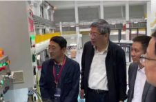 国内首台合作中子全散射谱仪成功出束