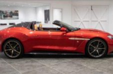 仅 45 英里的阿斯顿马丁 Vanquish Zagato Speedster 是一件汽车艺术作品