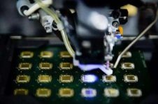 “中国屏”折射创新活力